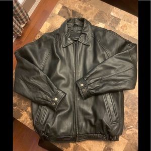 Men’s Bill Blass Leather Jacket.